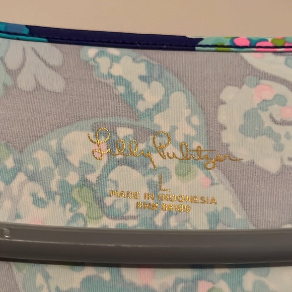 Lilly Pulitzer Johana Coverup - Picture 5 of 8